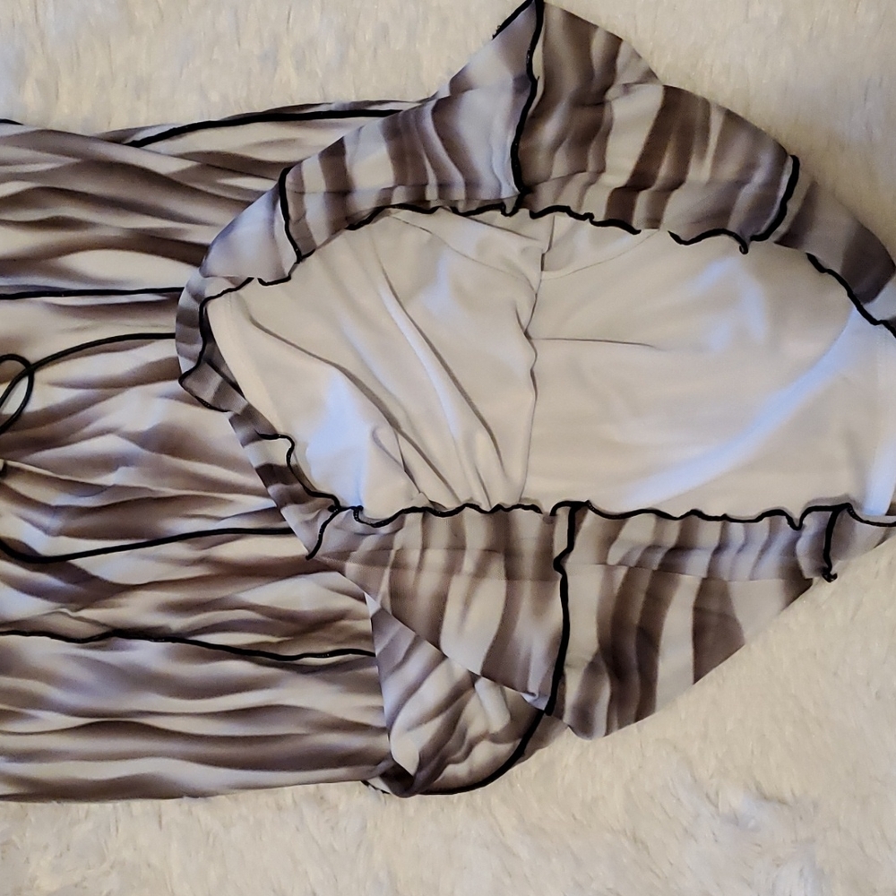 Fashion to Figure Rayna Lace-up Body-con Dress - Picture 9 of 15